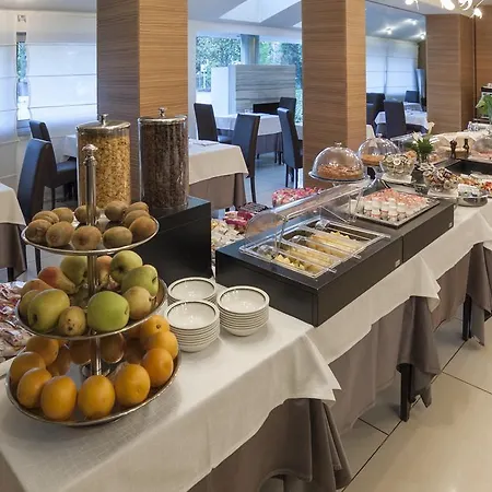 Inverigo Hotel 4* Инвериго