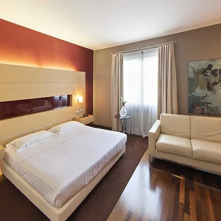 Inverigo Hotel 4*